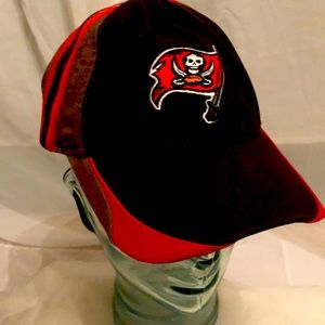 Tampa Bay buccaneers hat visor cap adjustable strap NFL